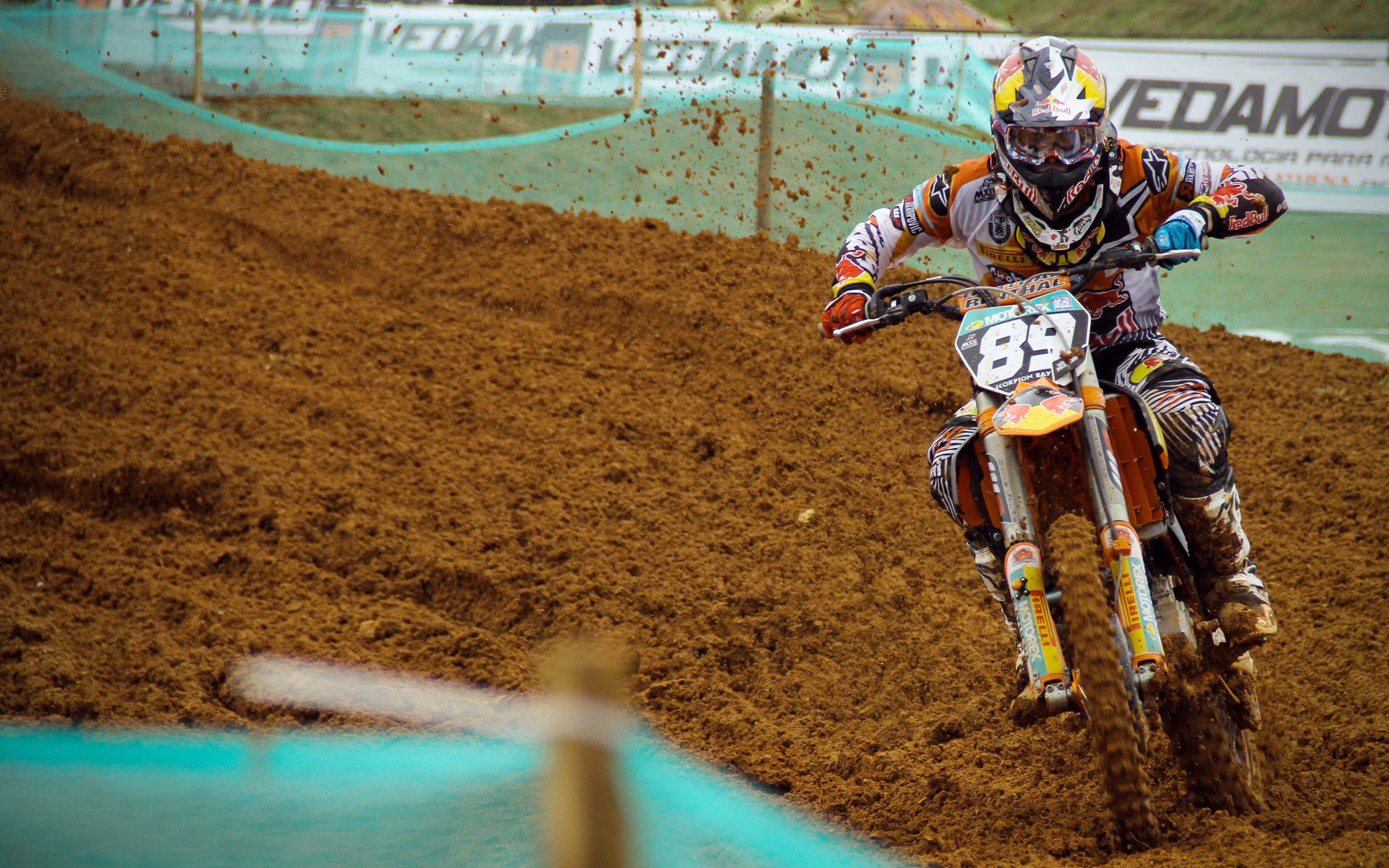 欧冠四分之一决赛次回合 切尔西总比分逆转晋级惊险过关